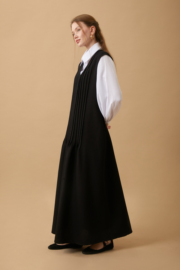 Pin Tuck Detail Dress Black - 3