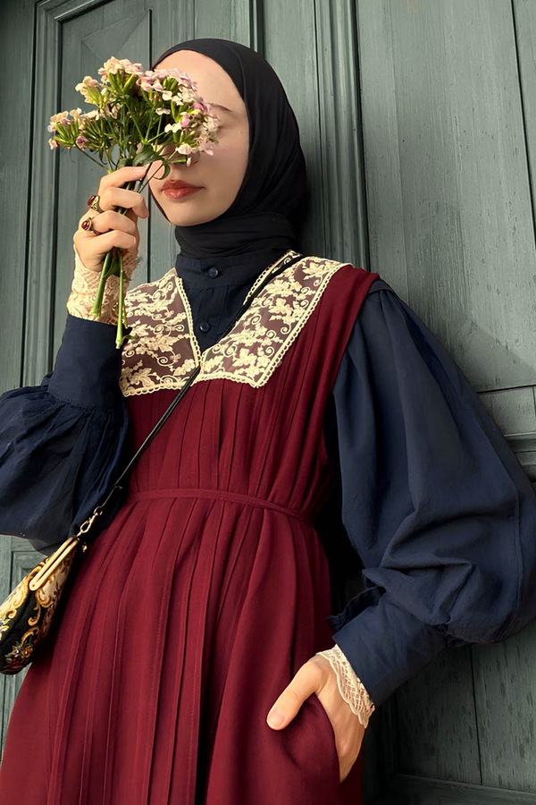 Pin Tuck Detail Dress Burgundy 