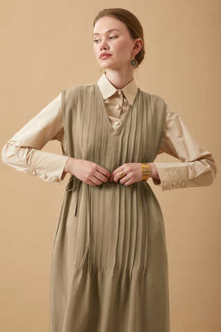 Pin Tuck Detail Dress Camel - 5