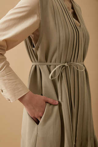 Pin Tuck Detail Dress Camel - 3