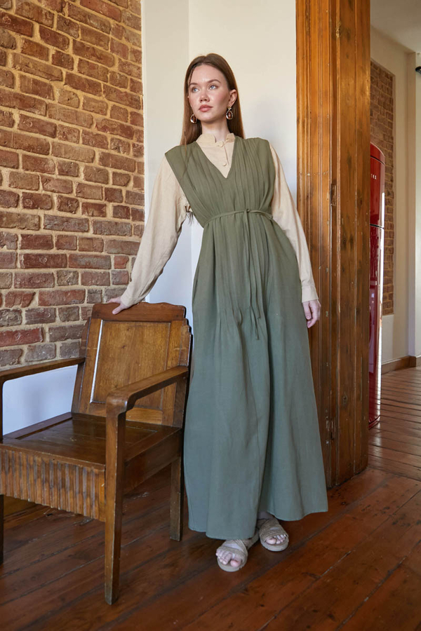 Pin Tuck Detail Dress Khaki 