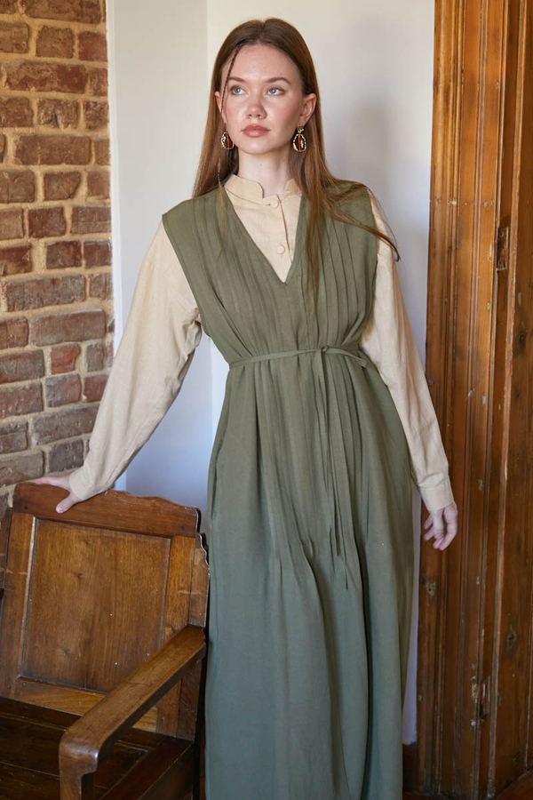 Pin Tuck Detail Dress Khaki - 2