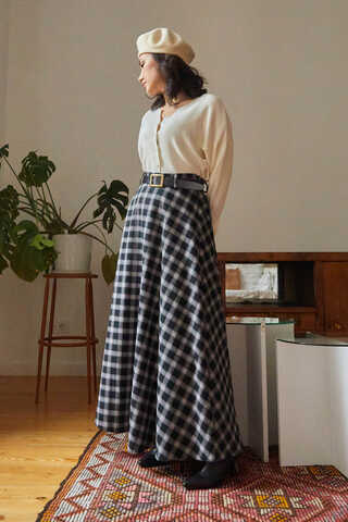 Plaid Pattern A-Line Skirt Black - 10