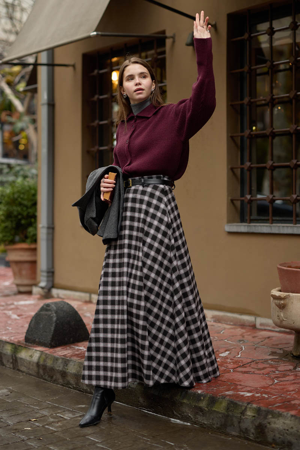 Plaid Pattern A-Line Skirt Black