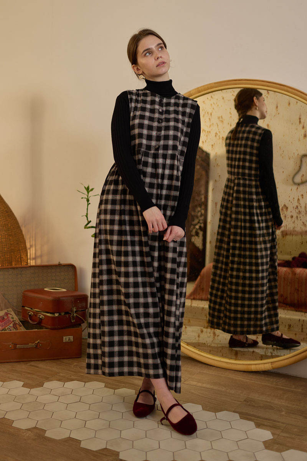 Plaid Pattern Jumper Dress Black - 10