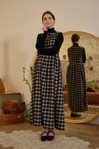 Plaid Pattern Jumper Dress Black - 9