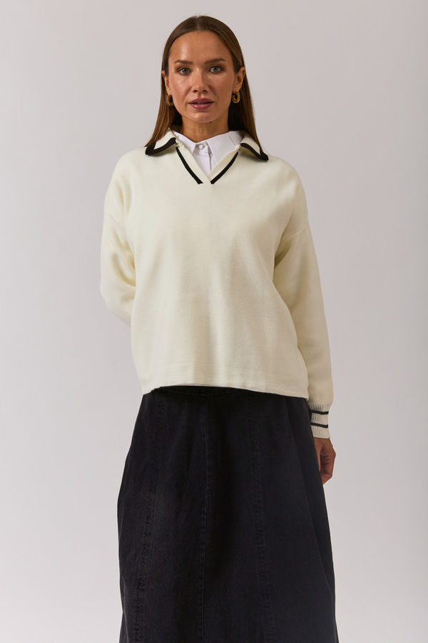 Plain Polo Sweater White - 9