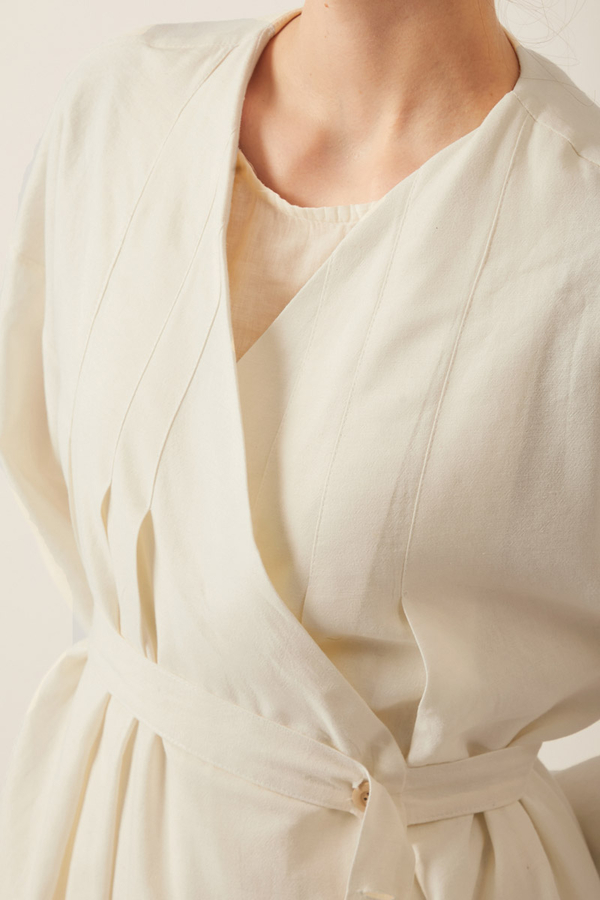  Pleated Collar Linen Abaya White - 3