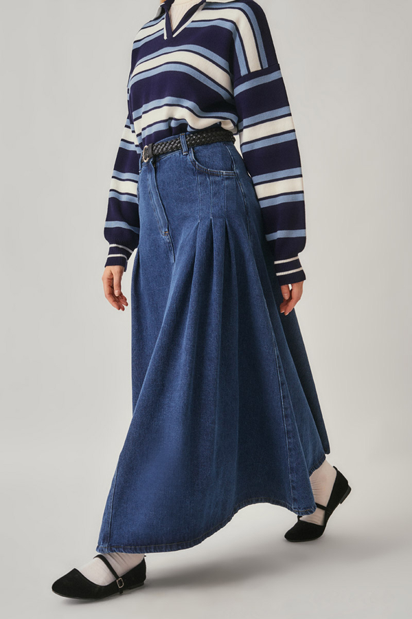 ChatGPT:  Pleated Detail Denim Skirt Light Blue