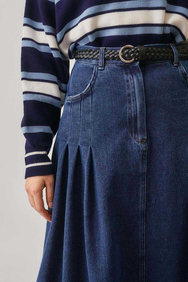 ChatGPT:  Pleated Detail Denim Skirt Light Blue - 7