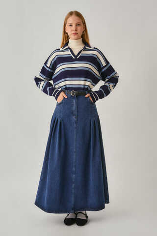 ChatGPT:  Pleated Detail Denim Skirt Light Blue - 5