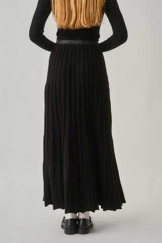 Pleated Knit Skirt Black - 9