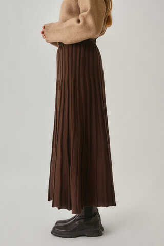 Pleated Knit Skirt Brown - 8
