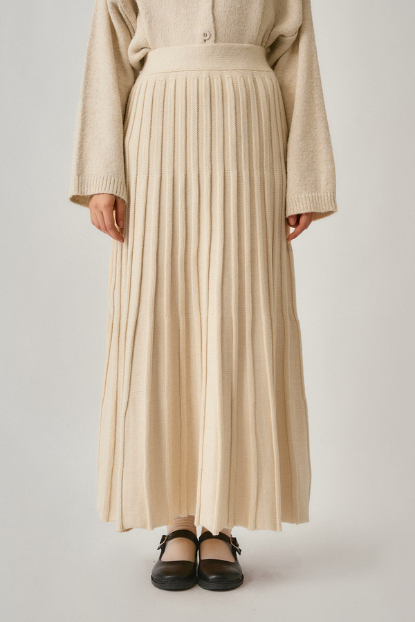 Pleated Knit Skirt Ecru - 9