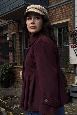 Pleated Short Coat Burgundy - 14