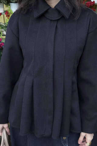 Pleated Short Coat Navy - 3