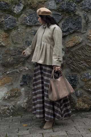 Pleated Short Coat Stone - 9