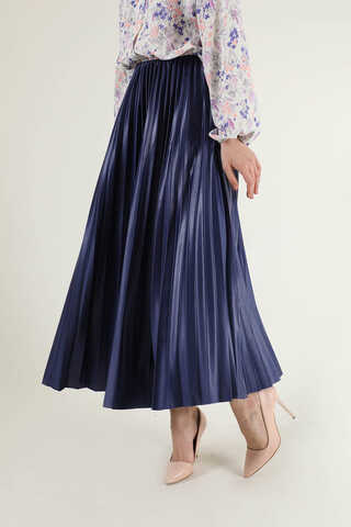 Pleated Skirt Saks - 2