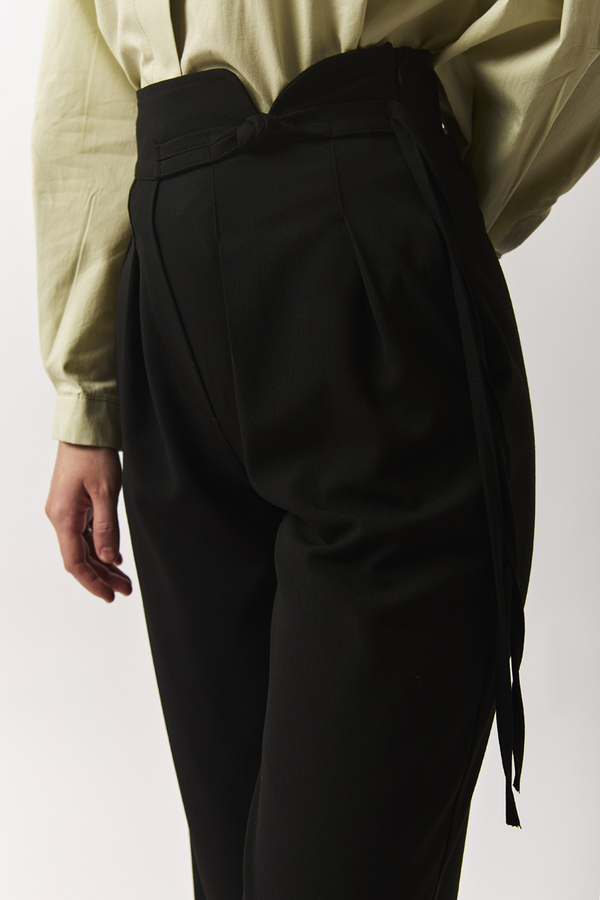 Pleated Waistband Trousers Black - 3
