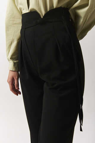 Pleated Waistband Trousers Black - 3