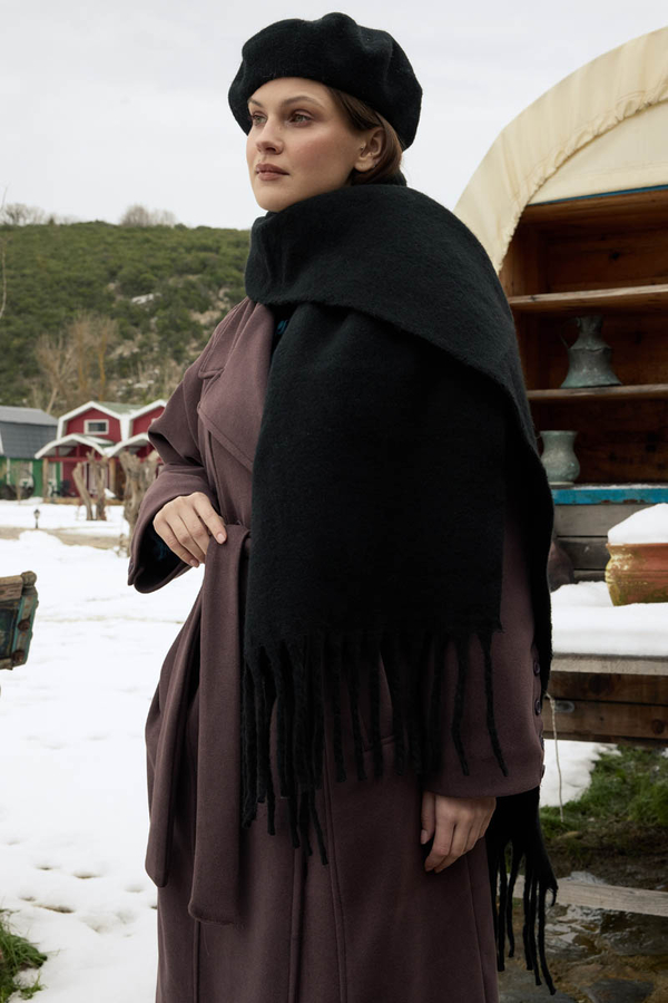 Püsküllü Atkı Siyah - 1