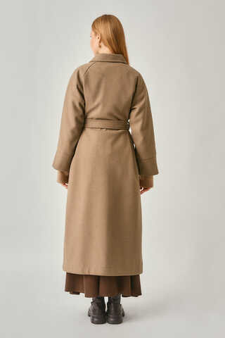 Raglan Sleeve Basic Coat Light Tan - 10