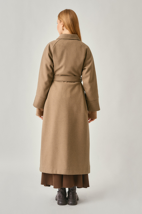 Raglan Sleeve Basic Coat Light Tan - 10