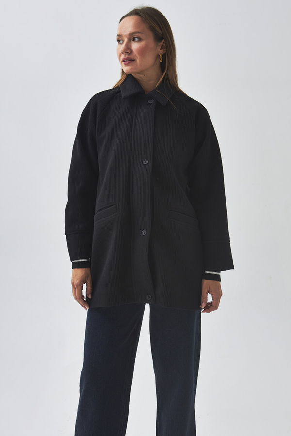 Raglan Sleeve Short Coat Black - 2