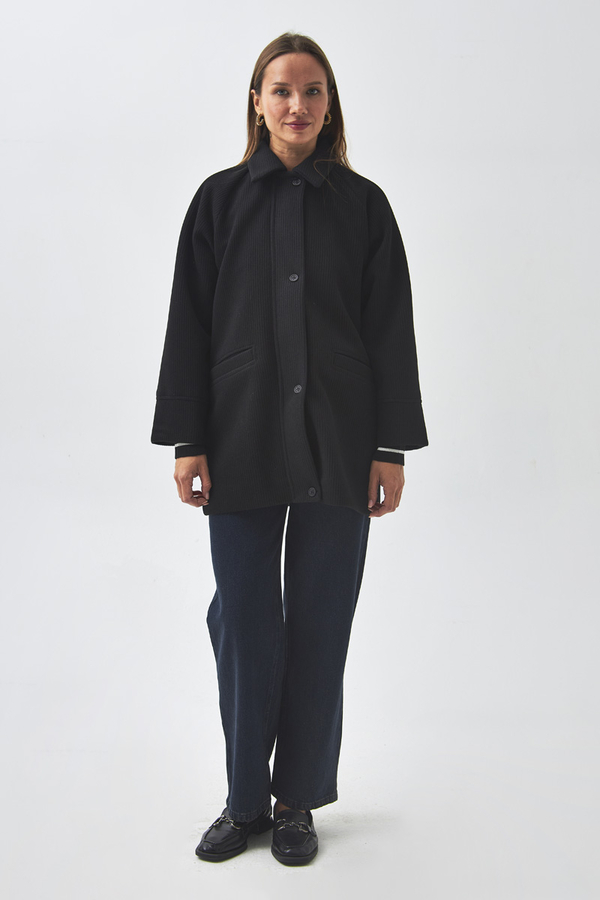 Raglan Sleeve Short Coat Black - 12