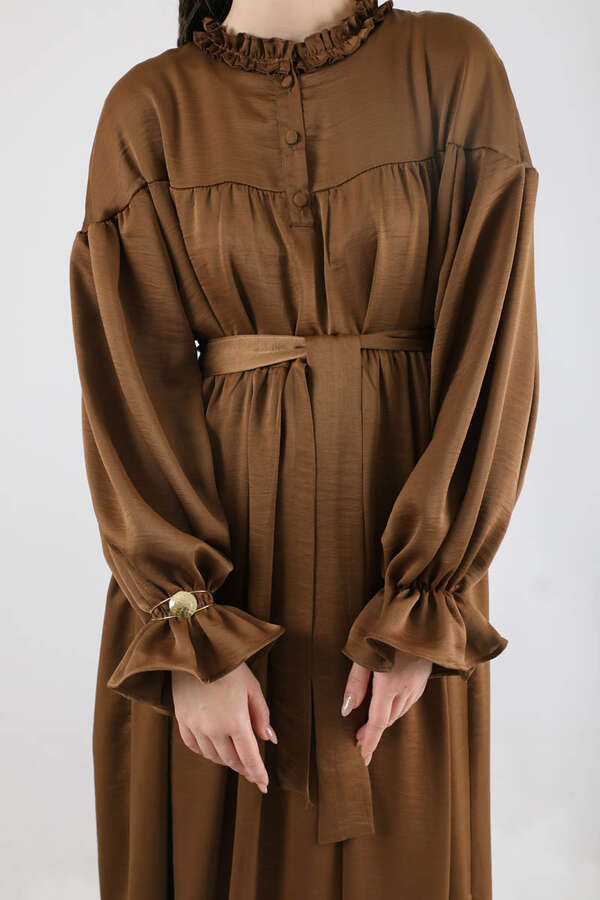 Robalı Saten Elbise Kahve - 4