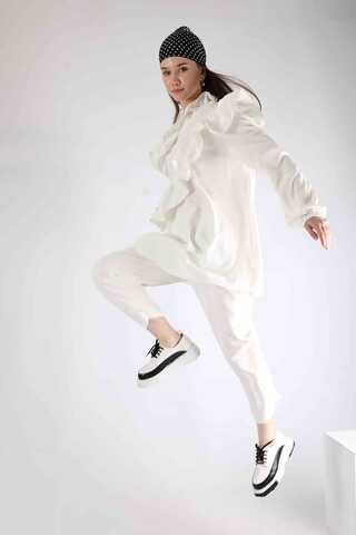 Frilly Suit Ecru - 3