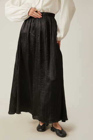 Satin Crushed Skirt Black - 2