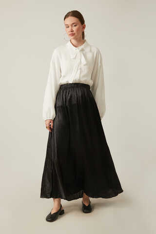 Satin Crushed Skirt Black - 6