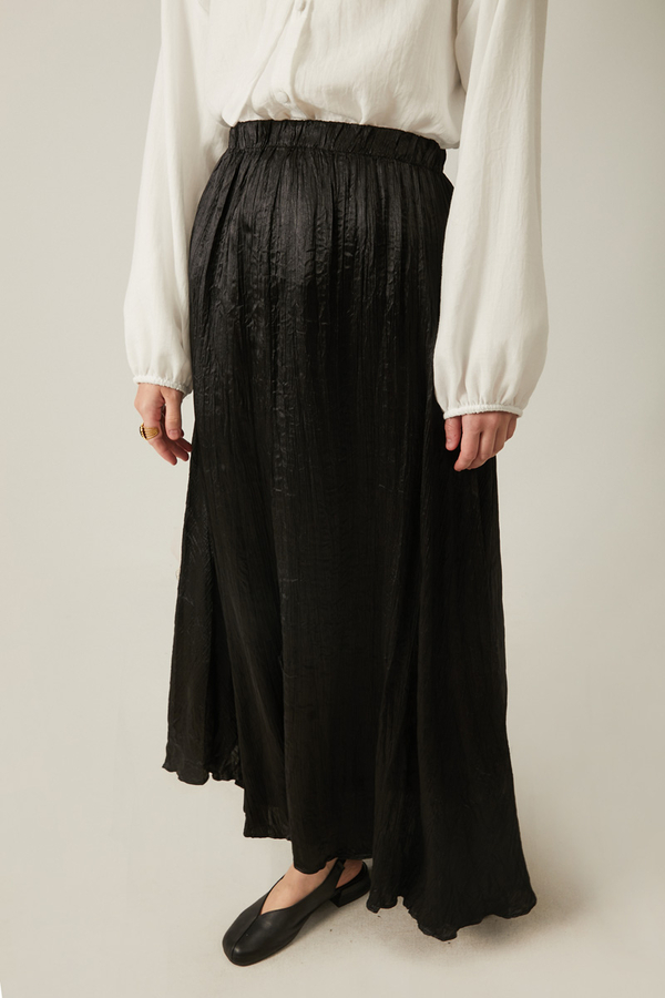 Satin Crushed Skirt Black - 9