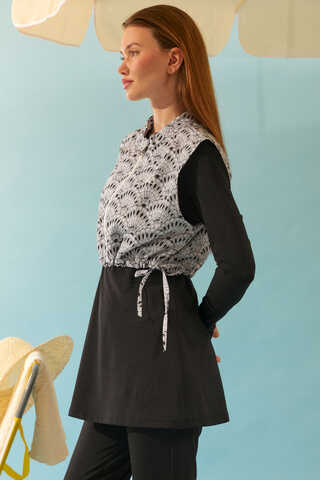 Seashell Pattern Modest Swimsuit Black - 12