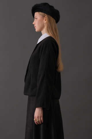 Short Jacket with Dart Detail Black - 6