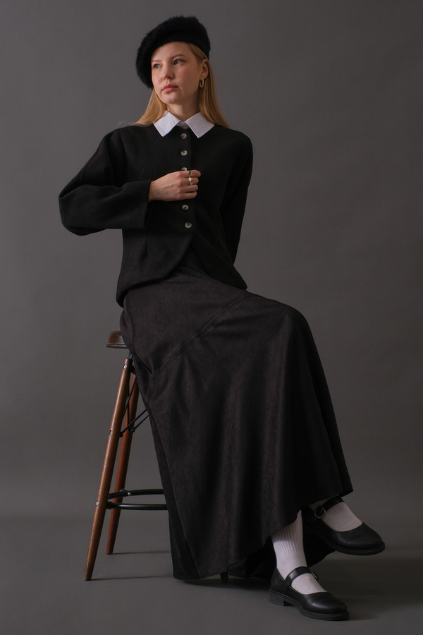 Short Jacket with Dart Detail Black - 8