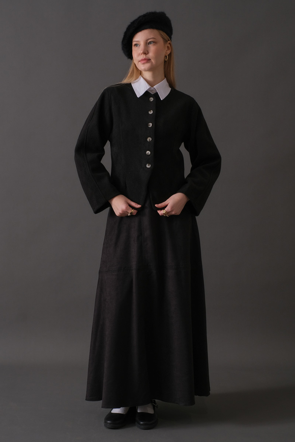 Short Jacket with Dart Detail Black - 15