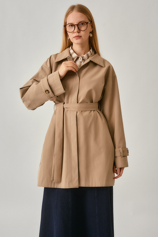 Short Trench Coat with Dropped Shoulders Beige - 9