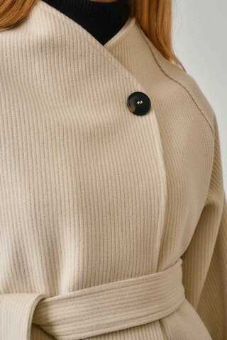 Single-Button Double-Breasted Coat Ecru - 9
