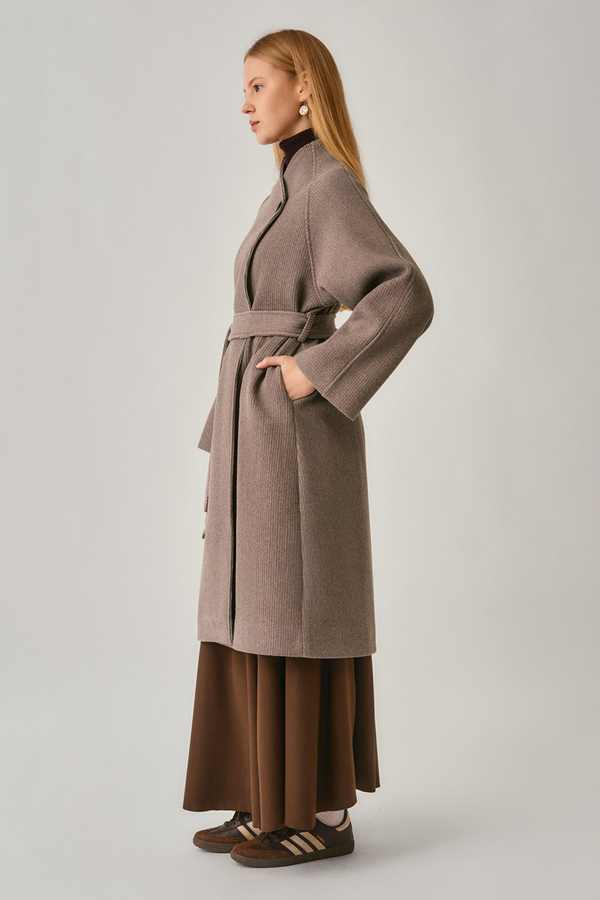 Single-Button Double-Breasted Coat Mink - 9