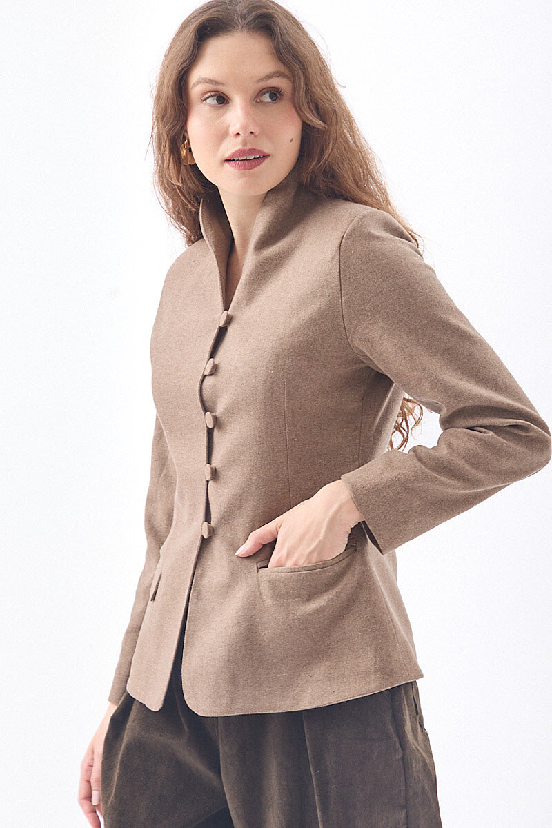 Slim Fit Yüksek Yaka Yönlü Ceket Bej - 2