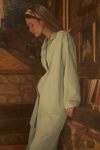 Soft Green Trouser Set with Gathered Shoulder Detail - 3