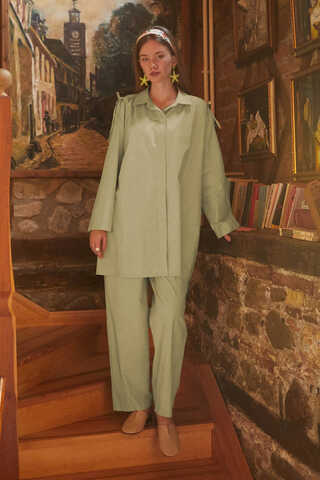 Soft Green Trouser Set with Gathered Shoulder Detail - 5