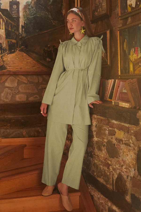 Soft Green Trouser Set with Gathered Shoulder Detail - 7
