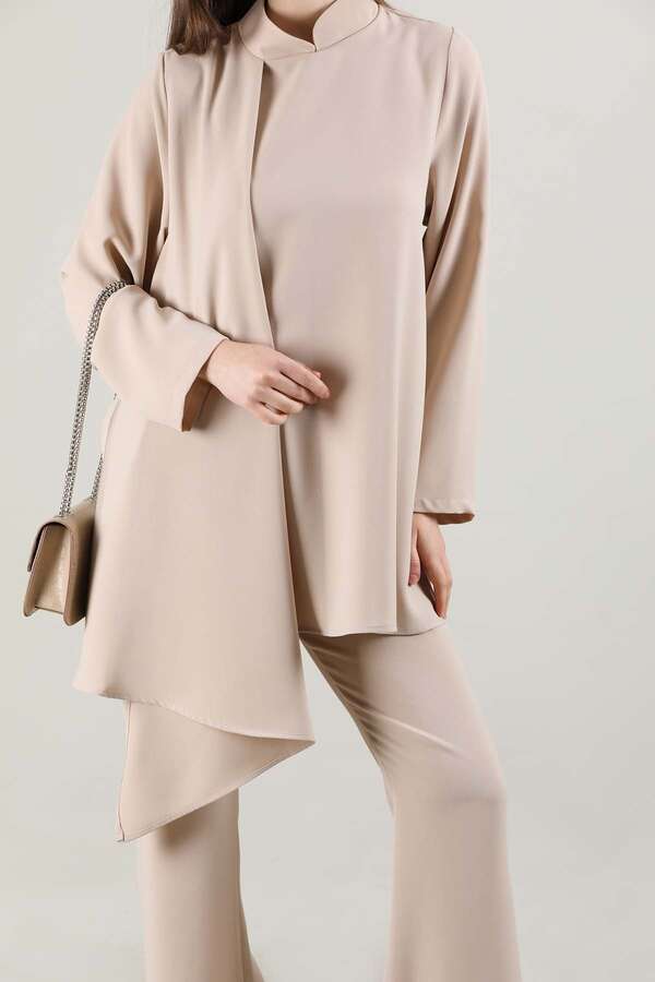 Spanish Leg Asymmetrical Suit Cream - 2