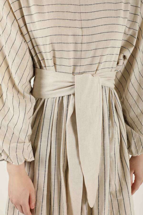 Striped Pleated Dress Black - 2