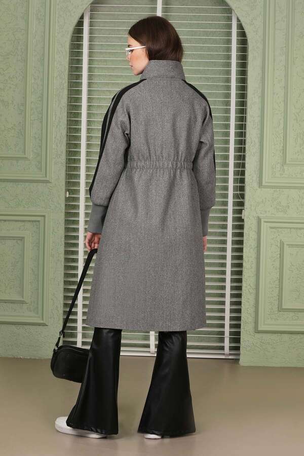 Striped Sleeve Stamp Coat Grey - 7