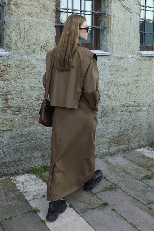 Süveterli Gömlek Etek Takım Kahverengi - 11