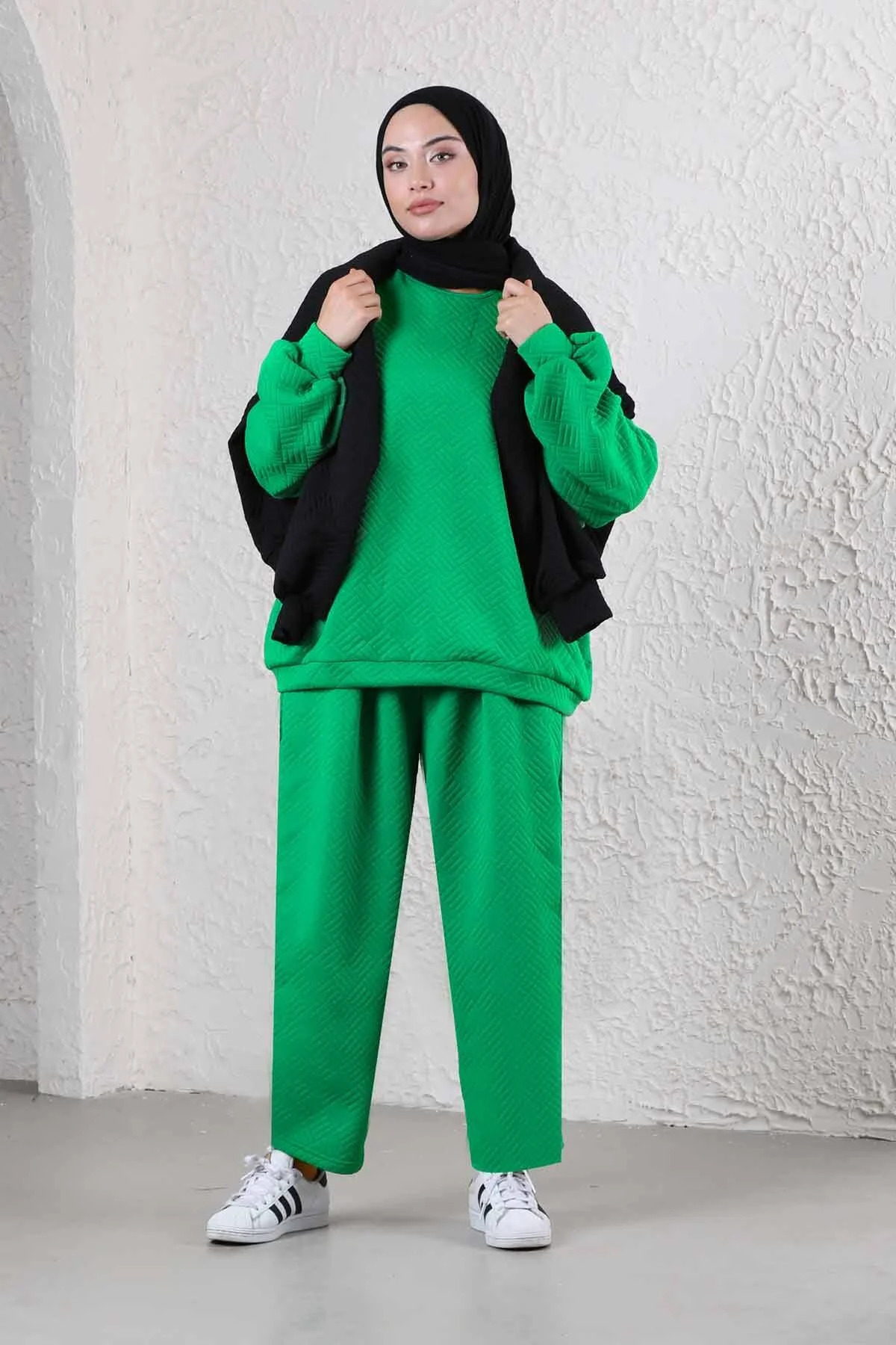 Tesettür Giyimde Sweatshirt Modelleri